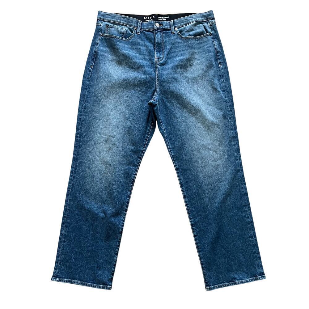 Torrid Women's High Rise Straight Classic Denim Medium Dark Wash Sz 22‎ Tall NWT